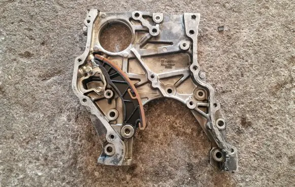 Mazda CX-7 Timing chain cover R2AA10681