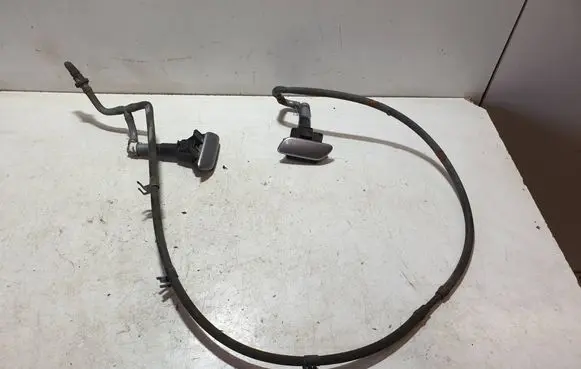 Honda CR-V Headlight washer spray nozzle 22694