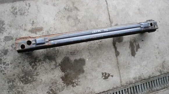 Honda CR-V Rear bumper support beam 140KM