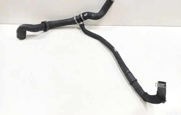 Mercedes-Benz R W251 Engine coolant pipe/hose A2515002075