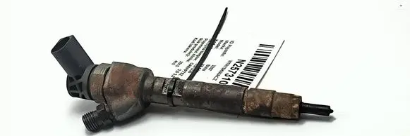 BMW X6 F16 Fuel injector 7810702