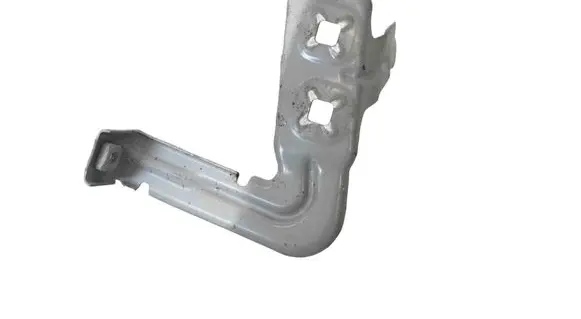 BMW 2 F22 F23 Fender mounting bracket
