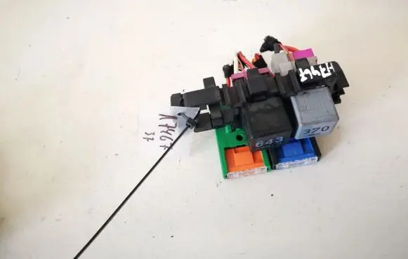 Audi A4 S4 B8 8K Fuse box set 4f1937503a