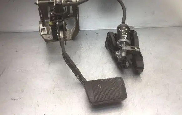 Chrysler 300 - 300C Brake pedal 256935 050414 04726005AB