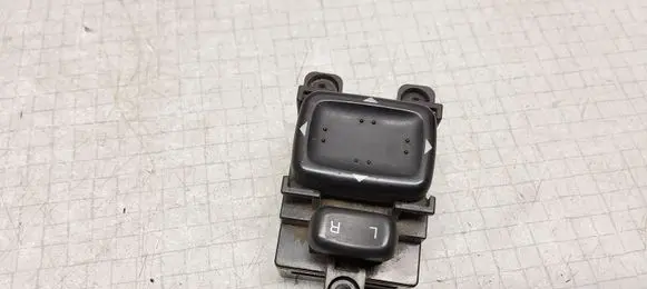 Mazda 6 Wing mirror switch 183608
