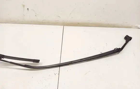 Mazda CX-7 Front wiper blade arm 
