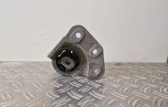 Audi A8 S8 D3 4E Rear differential mounting bracket 4E0599133C