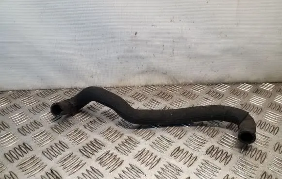 Nissan Juke I F15 Engine coolant pipe/hose