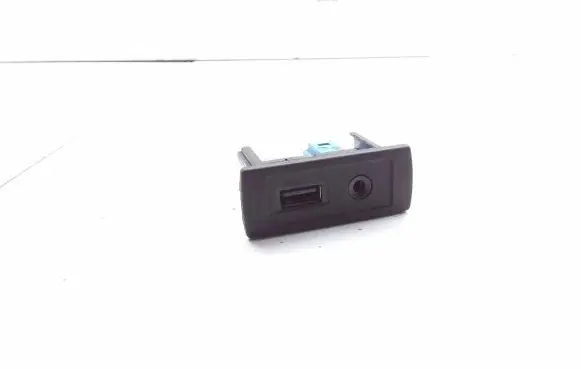 Mercedes-Benz Sprinter W906 AUX in-socket connector A4478200087 G50286