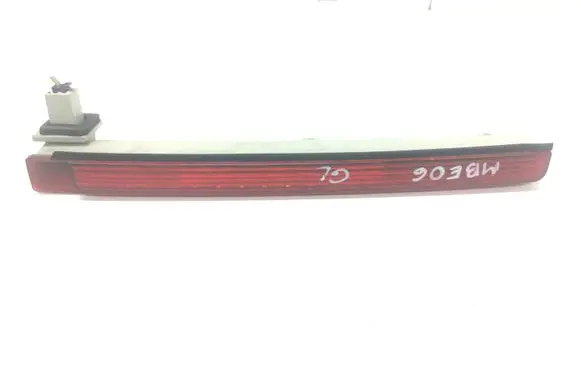 Mercedes-Benz E W211 Third/center stoplight A2118200256