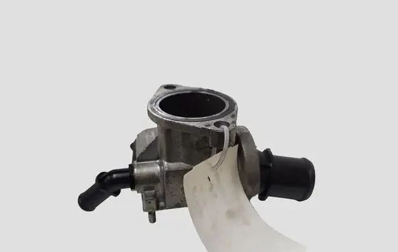 Opel Signum Thermostat/thermostat housing