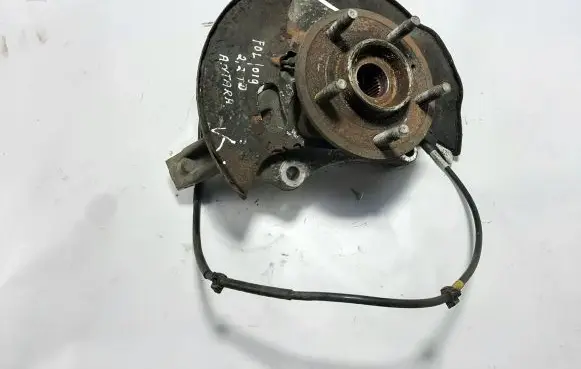 Opel Antara Front wheel hub 95027420