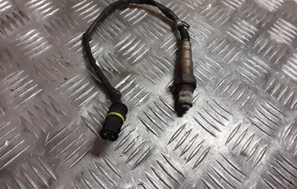Mercedes-Benz C W203 Lambda probe sensor 0258006272 0015400517 0258006273