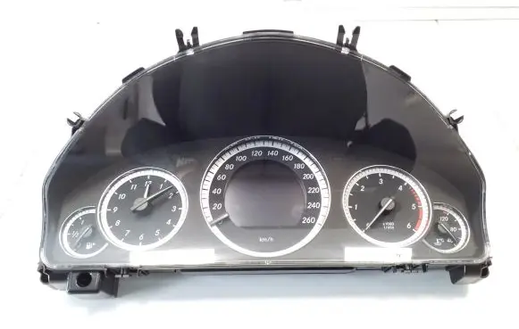 Mercedes-Benz E W212 Speedometer (instrument cluster) A2129005003 A2125400548
