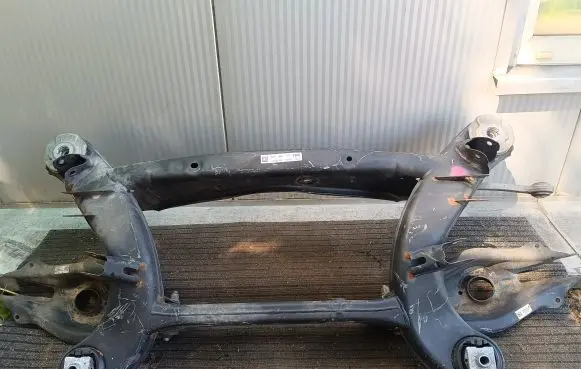 Mercedes-Benz GLC X253 C253 Rear subframe A2533501306 A2133504903