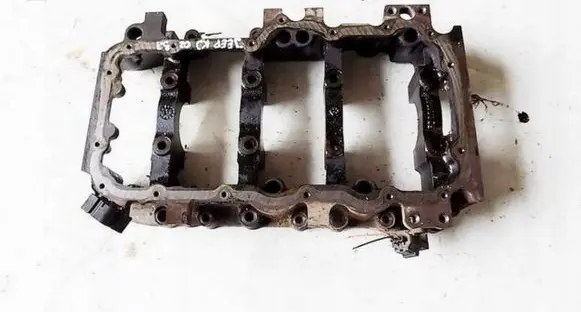 Jeep Cherokee III KJ Crankshaft Holder 