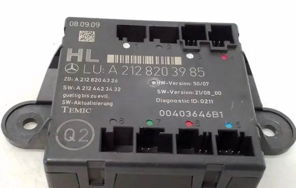 Mercedes-Benz C W204 Door control unit/module A2128203985