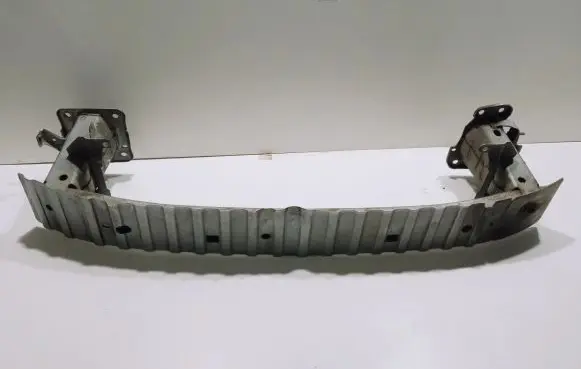 Mazda 3 I Front bumper cross member