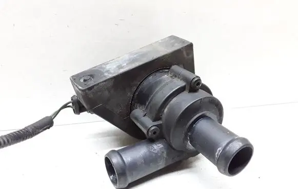 Volvo V40 Cross country Electric auxiliary coolant/water pump 30950000