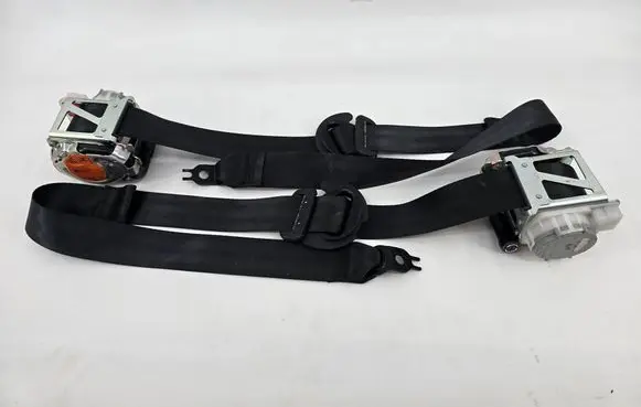 Volkswagen Transporter - Caravelle T7 Set of seat belts 7T0857806C 7T0857805T