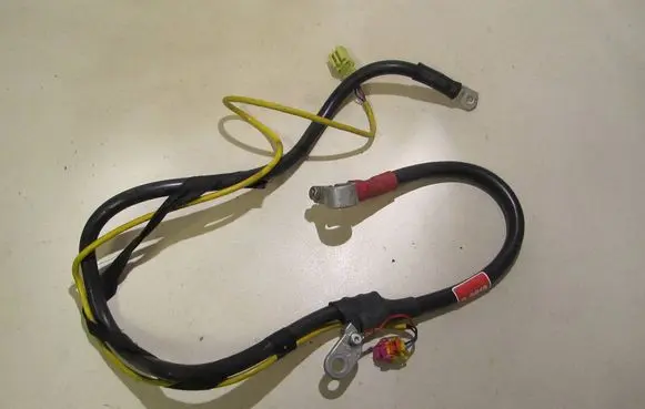Positive cable (battery)