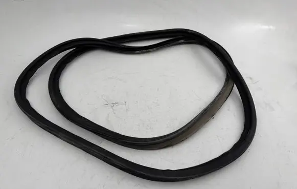 KIA EV6 Trunk rubber seal (body)