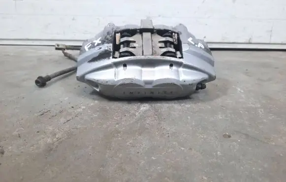 Infiniti FX Front brake caliper ZACISKINFINITIFX