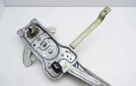 BMW 5 E34 Rear door manual window regulator 51341944