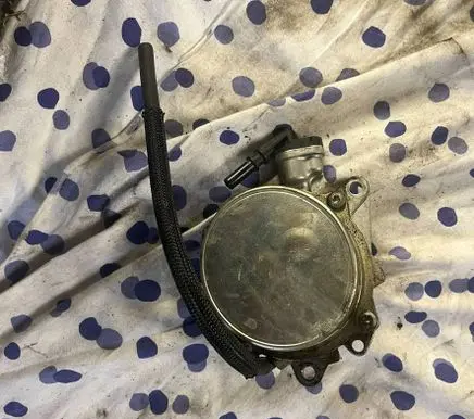 BMW 1 F20 F21 Vacuum pump 7625260 12T3390269 762526002R