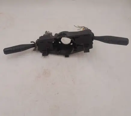 Peugeot 206 Wiper turn signal indicator stalk/switch 34394302 33779503 9630605180