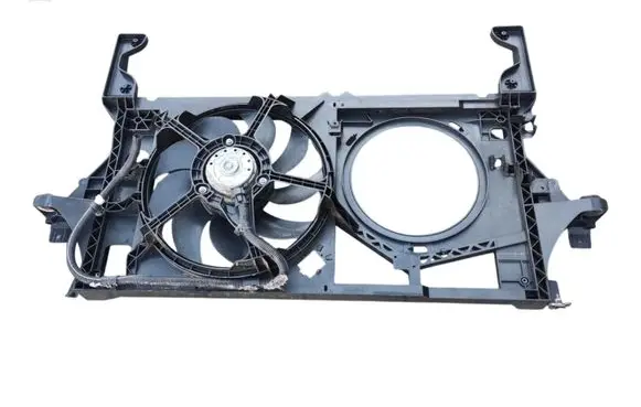 Renault Master II Radiator cooling fan shroud 8200708111