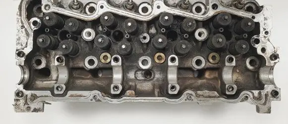 Mazda 6 Engine head RF5C3-2