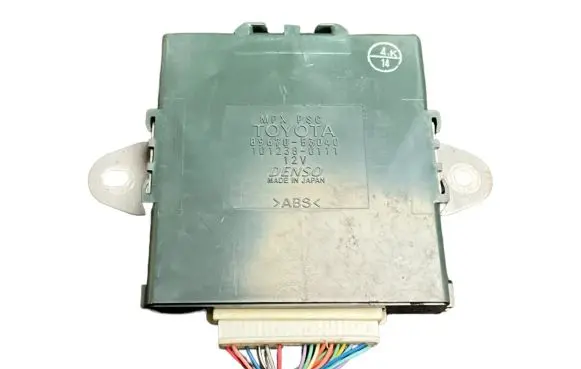 Lexus IS 220D-250-350 Parking PDC control unit/module 8967053040 1012380111