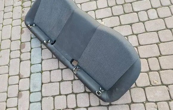Opel Corsa E Rear seat