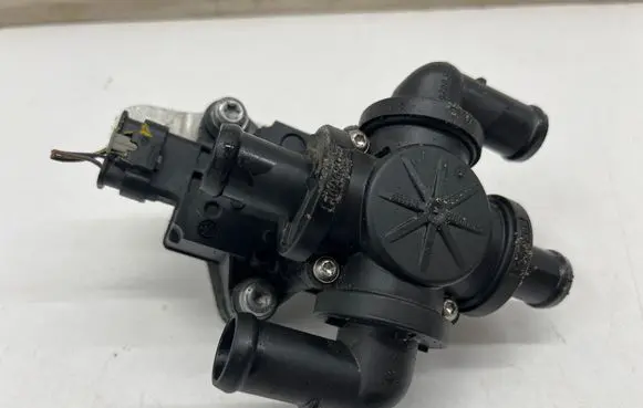 Porsche Taycan 9J1 Electric auxiliary coolant/water pump 5810R1003