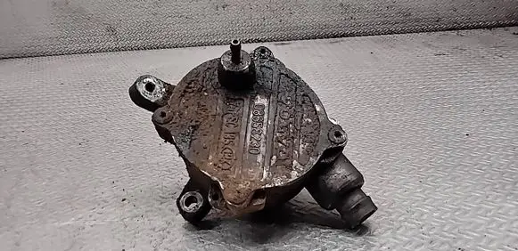 Volvo XC90 Vacuum pump 08658230