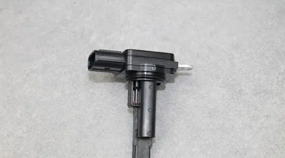 Toyota Yaris Mass air flow meter 222040V020