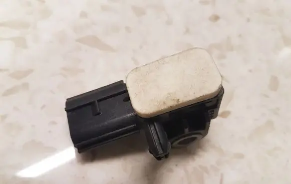 Subaru Outback Airbag deployment crash/impact sensor 98237AL020 98237