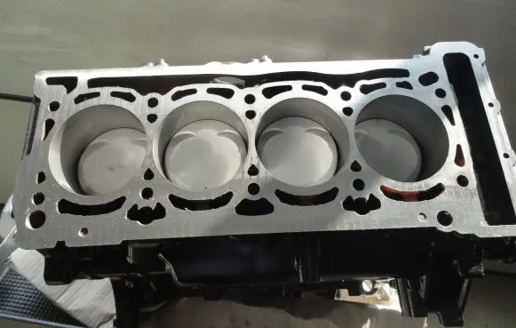 Volkswagen Tiguan Engine block 06K103023J