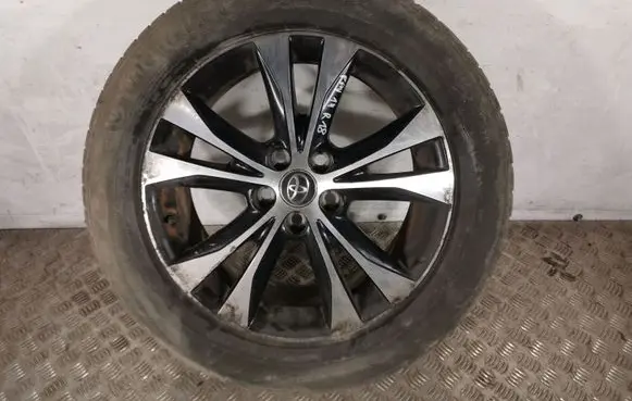 Toyota RAV 4 (XA40) R18 alloy rim 002064
