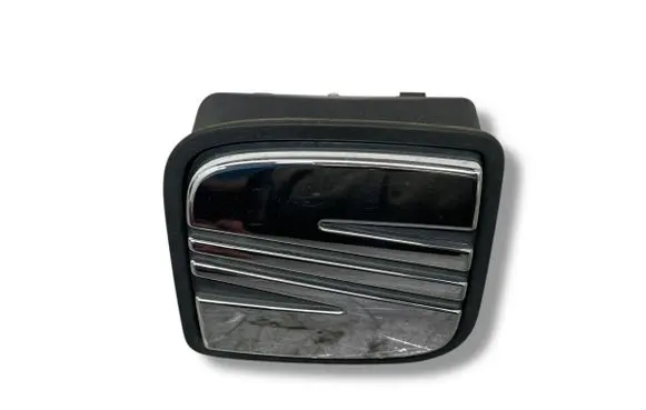Seat Ibiza IV (6J,6P) Tailgate/trunk/boot exterior handle 6J4827565B 6J4827565C
