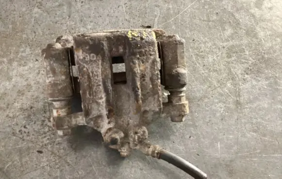 KIA Ceed Rear brake caliper