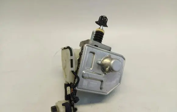 Volvo XC40 ABS Pump 32333276