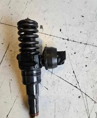 Audi A4 S4 B6 8E 8H Fuel injector
