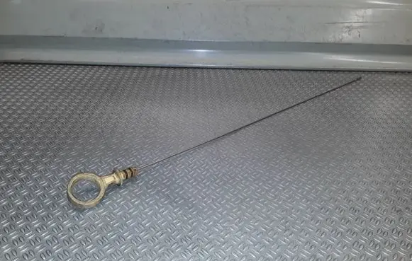 Opel Insignia A Oil level dip stick 
