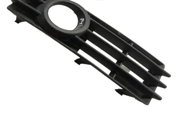 Mitsubishi Colt Front fog light trim/grill MN105197