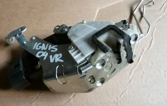 Suzuki Ignis Rear door lock