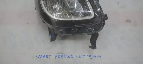 Smart ForFour II W453 Headlight/headlamp A4539065001 L90097071