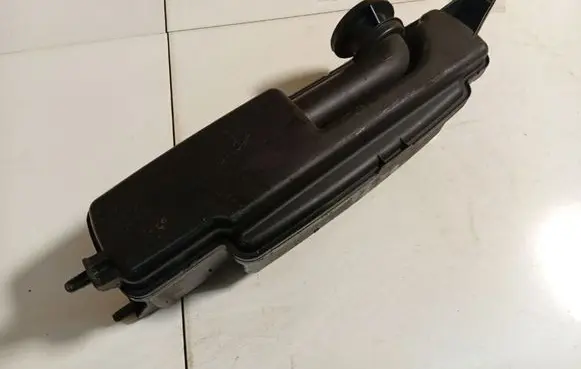 Citroen C5 Intake resonator 9681172680