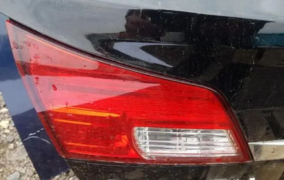 Subaru Legacy Tailgate rear/tail lights